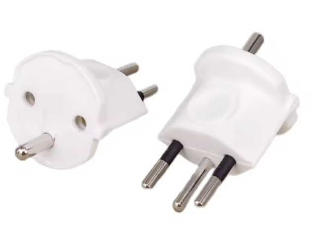 Europäischer Reiseadapter EU → CH | 3-polig, 10A 250V, Weiss